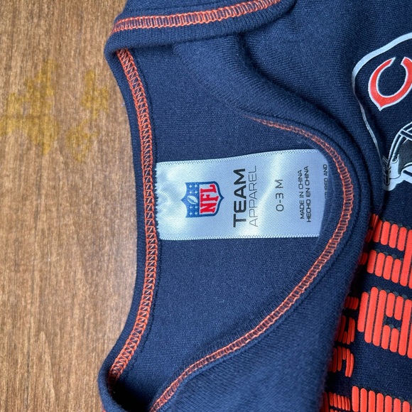 Chicago Bears onesie. DA BEARS! 0-3 mo - Picture 3 of 4